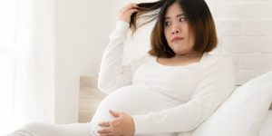 علت ریزش مو در دوران بارداری