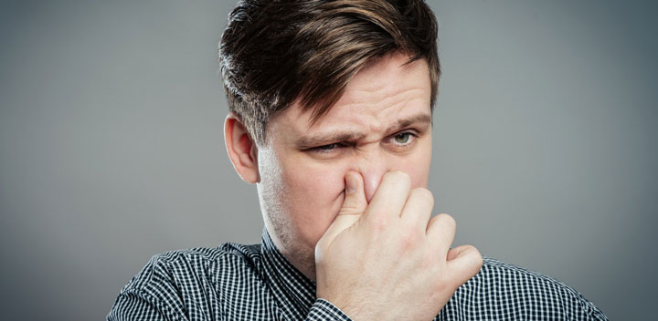 آیا ادرار بد بو از علائم سرطان است؟