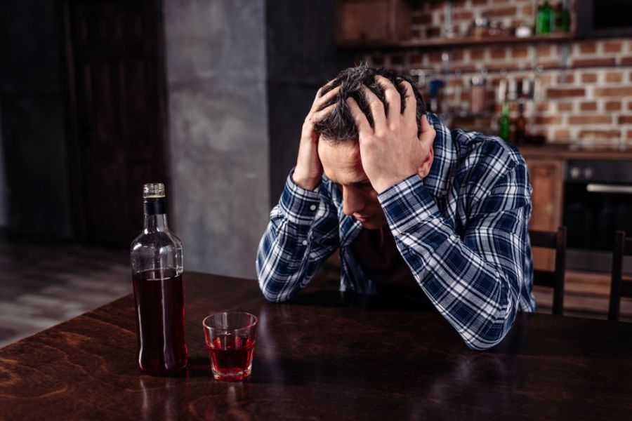 الکل باعث اضطراب میشود؟